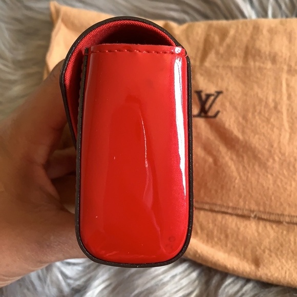 Louis Vuitton Monogram Pochette Lucie - Picture 3 of 12